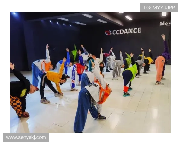 重庆街舞队的区域防守策略解析与街舞文化的深度融合探讨